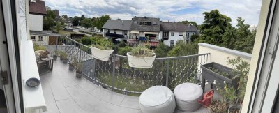 Vollständig renovierte 4-Zimmer-Wohnung mit Balkon und EBK in Neuhofen