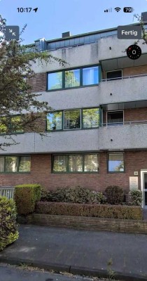 Für Kapitalanleger - Gepflegte 1 Zi.-Wohnung mit Bad und Balkon in Krefeld Bockum