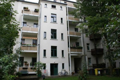 Gemütliche 2-Zimmer-Wohnung mit Balkon in Leipzig - Kleinzschocher