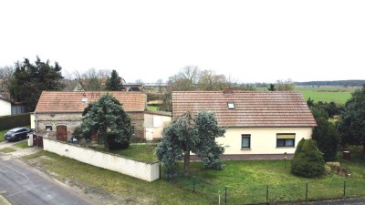 Haus auf dem Lande... mit viel Platz - sucht neue Familie