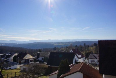 Außergewöhnliche 4,5 Zimmer Maisonette-Wohnung