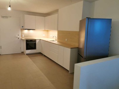Neuwertige 3-Zimmer-Maisonette-Wohnung (61 m²) in Adlershof | Parkett | FBH | 2024