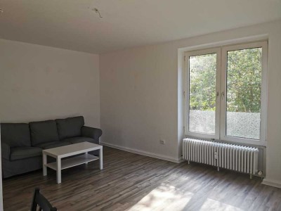 Einziehen und wohlfühlen ! 3- Zimmer-Wohnung mit EBK***