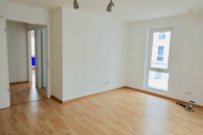 **** Top-Neubau-Wohnung mit Balkon, Laminat-Boden! Tiefgarage, großes Tageslicht-Bad ****