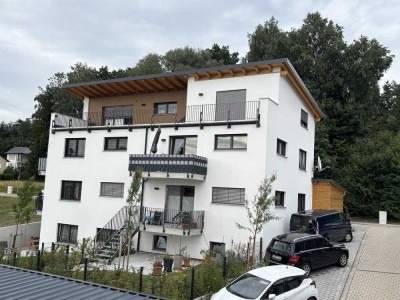 Helle 2-Zimmer-Wohnung - mit Einbauküche - 1. OG - zentrale Ortslage - naturnahe Umgebung