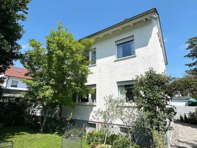 "Kaufen und Einziehen" Gepflegtes 2 FH mit Garten direkt in Herrenberg