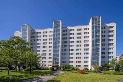 Nette Nachbarn gesucht: günstig geschnittene 2-Raum-Wohnung.