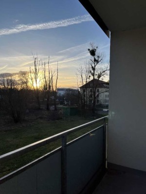 Geräumige 4-Zimmer-Wohnung mit Balkon in Magdeburg