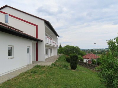 **Komplett saniertes ZFH mit Einnahmen aus Photovoltaik für Kapitalanleger oder Selbstnutzer**