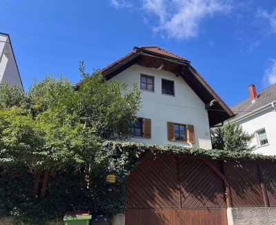 Charmantes Einfamilienhaus am Wolfersberg in Ruhelage mit Garten &amp; Salzwasserpool