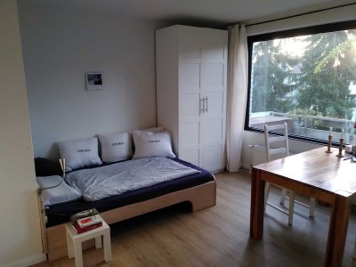 1-Zimmer Wohnung mit Balkon in Hamburg-Nienstedten