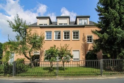Freistehende Stadtvilla auf Eckgrundstück in Dresden-Weißer Hirsch