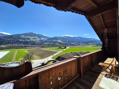 Wald vor der Tür, Berge im Blick