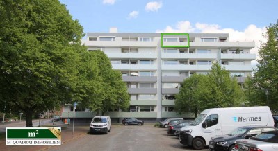 3-ZIMMER-PENTHOUSE-WOHNUNG UND FAHRSTUHL TEILRENOVIERT MIT 2 BALKONEN & PANORAMABLICK IN BREMERHAVEN