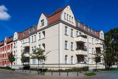 Sanierter Altbau in Babelsberg – 2-Zimmer-Wohnung mit zwei Balkonen, vermietet und provisionsfrei