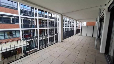 Erstbezug mit Balkon und EBK: Ansprechende 2-Zimmer-Wohnung mit gehobener Innenausstattung in Bremen