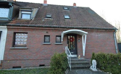 Einfamilien-Doppelhaushälfte mit Garten in ruhiger Lage von Herten-Südost