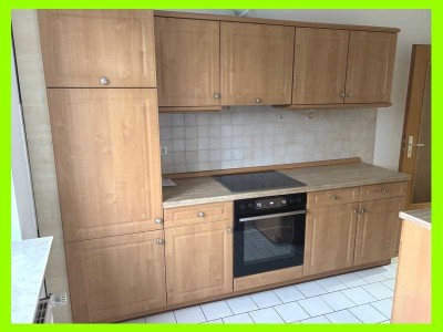 Gepflegte helle 2-R-Whg mit Einbauküche, in Glauchau-Oberstadt  -  kurze Entfernung zur DHSN