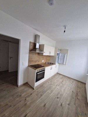 freundliche helle Single Wohnung