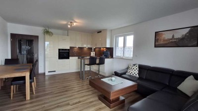 Provisionsfrei - Barrierefreie 3-Zimmer-Wohnung bei Landshut mit Balkon/EBK/Carport