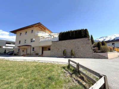 Luxuriöses Einfamilienhaus mit Pool in Mieming