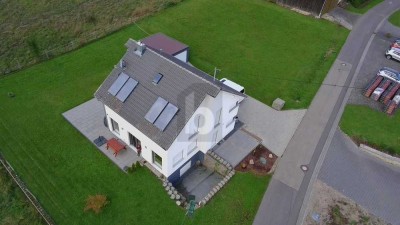 GRENZNAH, MODERN, NATUR, EFFIZIENT, FAMILIENDOMIZIL