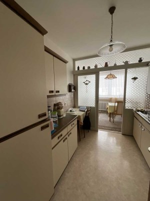 Helle 3-Zimmerwohnung mit Altbau-Charme in Leverkusen