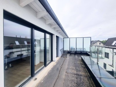 Ruhiges &amp; attraktives Familienwohnen nahe Wien - mit Garten, Wintergarten, Terrasse &amp; 2 Stellplätzen