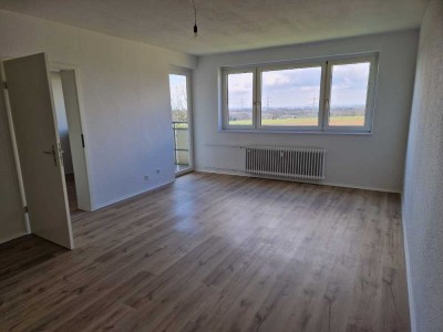 Blick ins Grüne geräumige 4-Zimmer-Wohnung mit Balkon