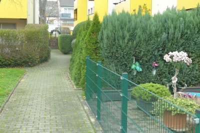 IN GUTER LAGE VON BONN - DUISDORF   :   3-ZIMMER -WOHNUNG IM 2. OG MIT BALKON