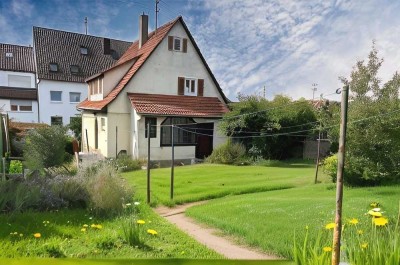 Sanierungsbedürftiges Einfamilienhaus in Vaihingen an der Enz.