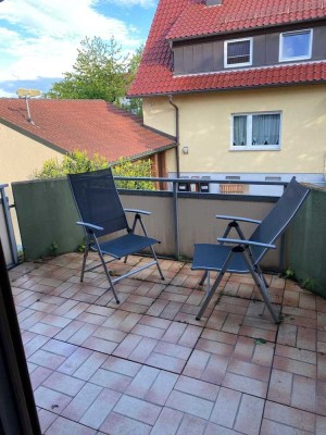 Schöne helle möblierte 1 Zim mit Einbauküche und sonnigem Balkon