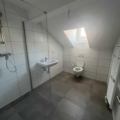 Erstbezug nach Sanierung: ansprechende 3-Zimmer-Wohnung in der Marktstraße