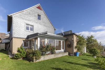 Großzügiges Wohnhaus mit 5 Zimmern, in ruhiger Lage Nähe Bad Gandersheim