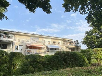 Helle 2,5-Zimmer-Wohnung mit Südbalkon und TG-Stellplatz (frei)