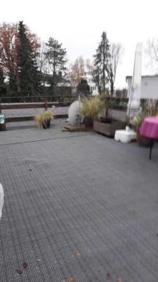 2,5 Zimmer Wohnung mit großer Terrasse