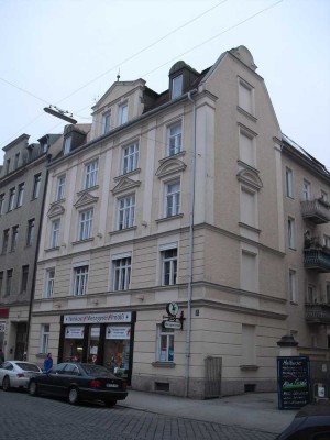 Zwischenmiete befristet für 3 Jahre: teilmöblierte 1-Zimmer Altbauwohnung in München - Neuhausen