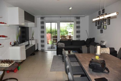Schöne, geräumige zwei Zimmer Wohnung in Augsburg, Hammerschmiede