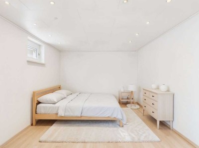 Moderne Souterrainwohnung mit Einbauküche und Stellplatz – sofort bezugsfrei in Karben-Petterweil