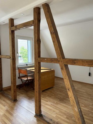 Freundliche 2,5-Zimmer-Dachgeschosswohnung in Witten Rüdinghausen