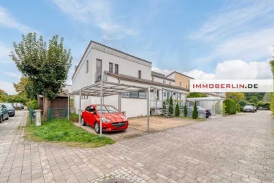 IMMOBERLIN.DE - Extravagantes Reihenendhaus mit Südgarten im Berliner Speckgürtel