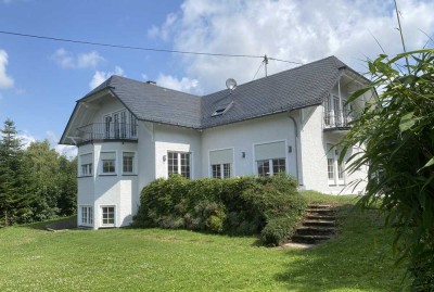 Exklusives Anwesen mit Einliegerwohnung!