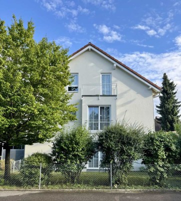 Idyllisches Wohnen in Allach-Untermenzing! Moderne 3-Zimmer Wohnung in naturnaher und ruhiger Lage!