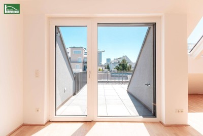 Hell - Heller - am Hellsten _ Urlaub zu Hause - DG-Wohnung mit Terrasse inkl. Klimavorbereitung, Küche und Erdwärmeheizung