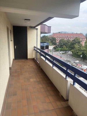 Zentrale 1-Zimmer-Wohnung mit Balkon in Freiburg-Wiehre (35 m²) ab 01.11.2025.