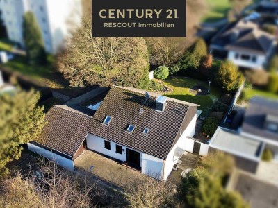 C21-Freihstehendes Ein/Zwei-Familienhaus in ruhiger Wohngegend Baesweiler-Setterich!