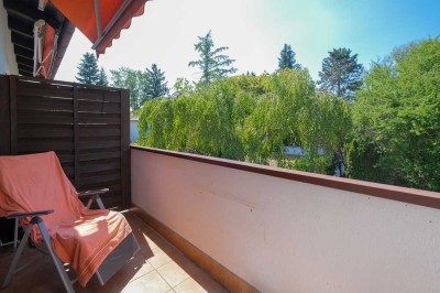 1,5 Zimmer-Whg, großer Balkon, ruhige Lage