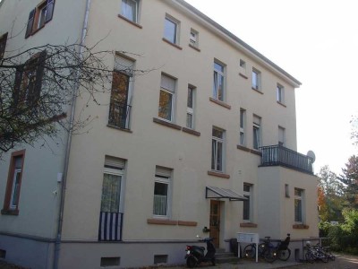 Geräumige 3-Zimmer-Wohnung freut sich auf Ihren Einzug!