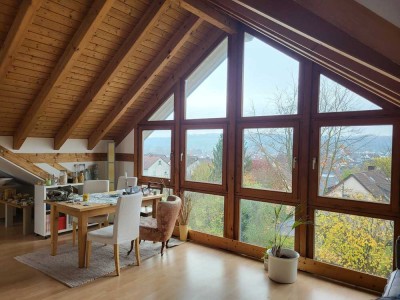 Attraktive und gepflegte 1,5 Zimmer Wohnung mit Ausblick