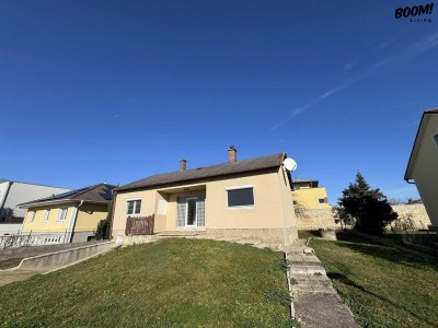 Charmantes Einfamilienhaus mit großem Garten – Ihr Rückzugsort im Grünen!